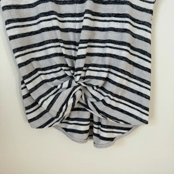 Lou & Grey for Loft Striped Gray Tee Crew Neck Small - Picture 4 of 10